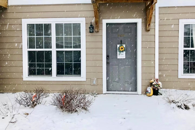 Entrance door - Lease Take-Over 1B1B (Urgent) Apartments