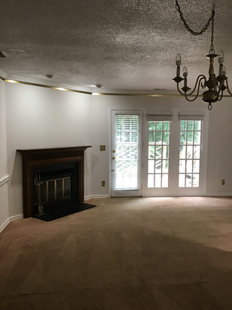 Living room with fireplace - Woodstream Glen 2BR/2.5 BaTownhome