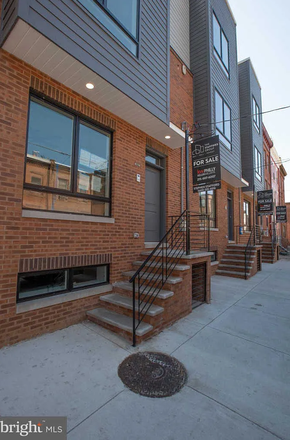 STREET VIEW - IDEAL FOR MEDICAL/PHYSICIAN ASSISTANT/PHARM/GRAD STUDENTS/RESIDENTS 3BR-3BA TOWNHOUSE MAY 1'25 6T