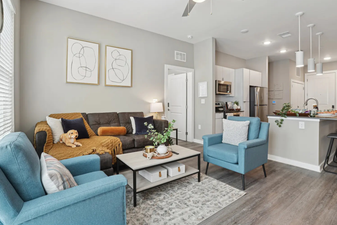 Living area - The Metropolitan Tampa