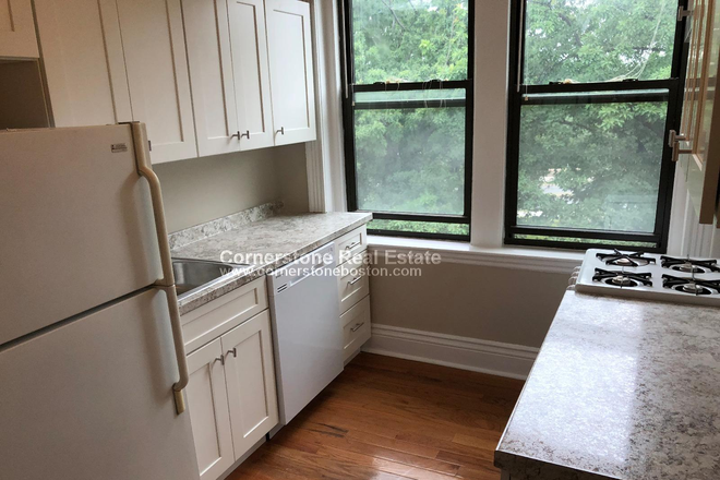 52 Charlesgate East Boston - No Fee - Studio 1 Bath - Sept 1