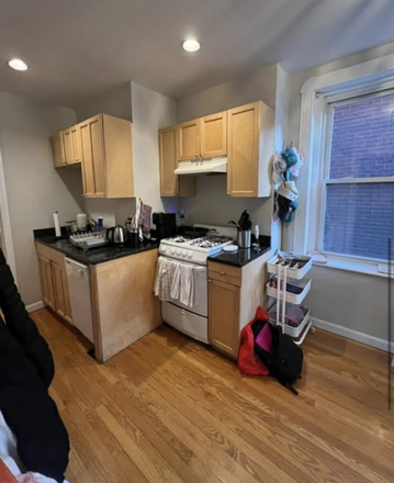 Kitchen - Beacon Hill Apartment