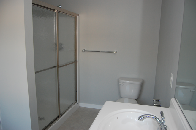 Bathroom - Large rooms with private bathrooms **ONE ROOM LEFT** House