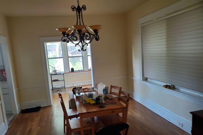 open floor dinning area - House for rent across Washington University, Central AC, Hardwood flrs., brick, 0.1 mile from campus