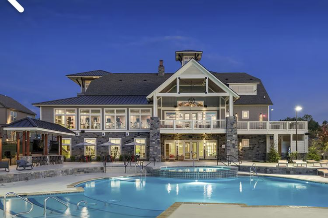 Pool/Clubhouse - The Brexx