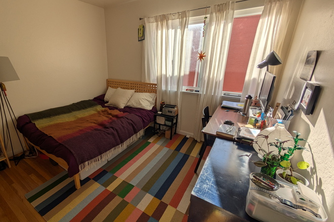 Bedroom - South Berkeley Summer Sublet - Sunny bedroom in a 3 bd/1.5 bath apartment