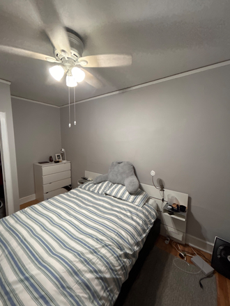 Bed room - 1 Bed 1 Bath Cretin Apartment