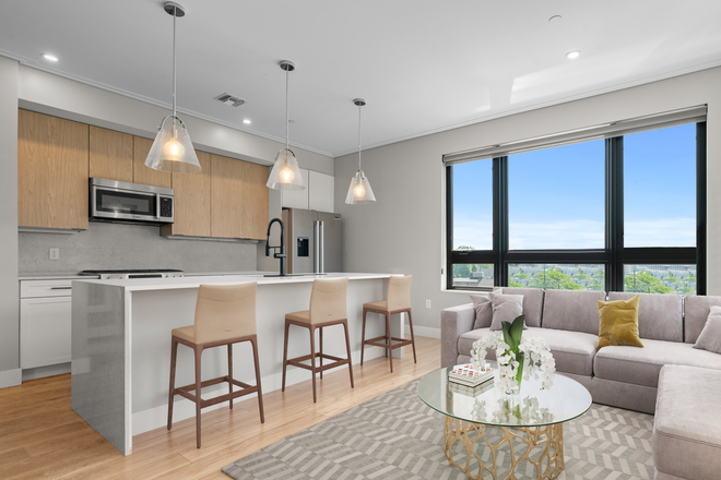living area - 9/1! 2 BED 2 BATH W/ PARKING, CENTRAL A/C, IN UNIT LAUNDRY