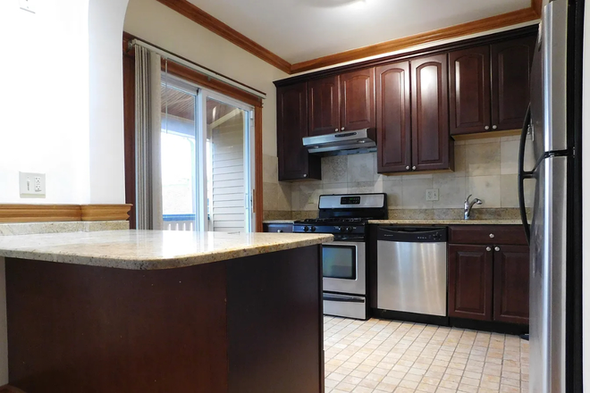 Kitchen - A Cottage Room Close to Campus (Now is Furnished - email for more furnished pictures) Apartments