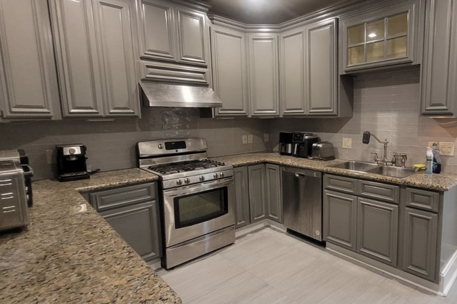 Full Kitchen (with cooking utensils, equipment, air fryer, etc.) - On the corner of Pine and Maple Street, just a few blocks away from campus