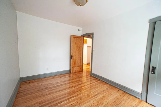 Bedroom 2 - Affordable and great location off Armitage and Pulaski Apartments