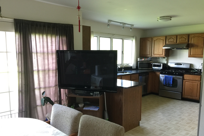 Kitchen & Dining Area - Furnished room for female-Rosewood Ct-West Windsor House