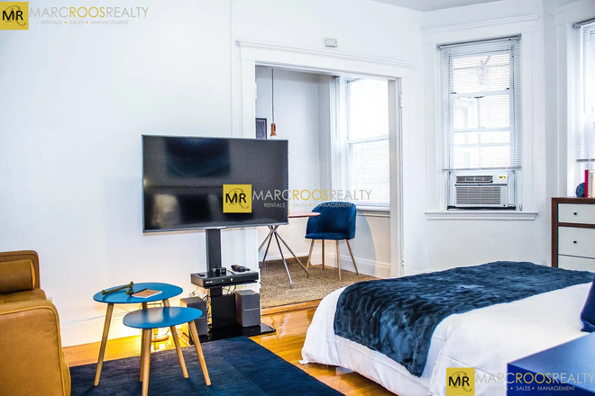 Living Space - Park Dr Studio Fenway Apartments