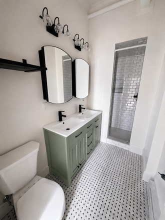 203 bathroom - Center of town apartments