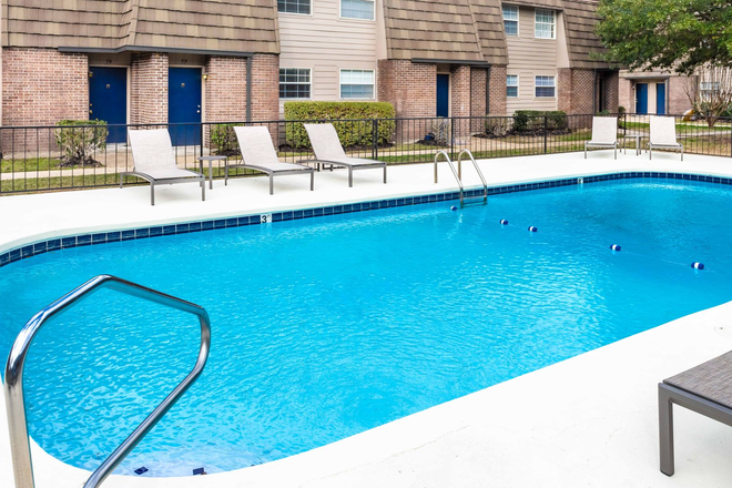 Photo - Lincoln Square Apartment Homes