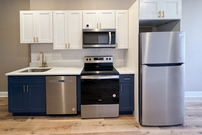 kitchen - ROOF DECK Beautiful Brand New 2 Bed 2 Bath Apartments