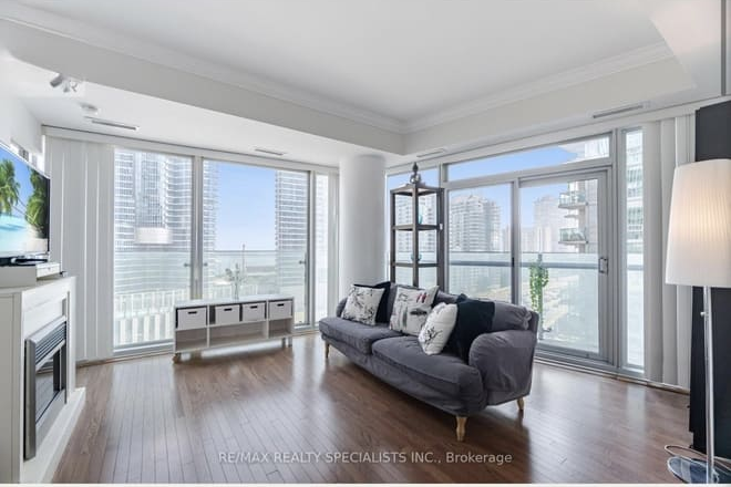 Family Room, Main Area - 3+1 Bedroom Condo, Connected to ACC, UNION, PATH