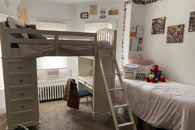 Bedroom - Seton Hall Off Campus Rental Duplex