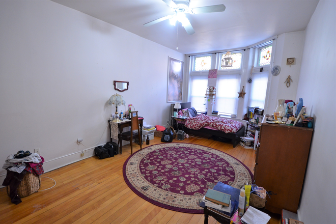 . - 4 bedroom 54 Westland Ave- AVAIL 9/1/26