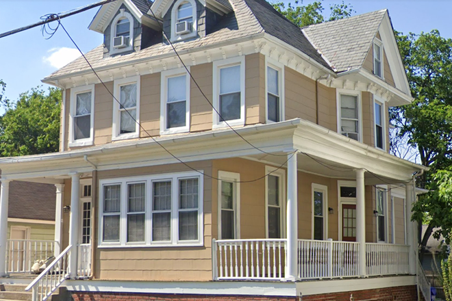 Outside Street View - (ODUrent) 838 West 48th Street #A