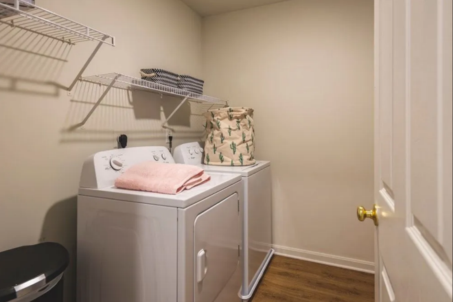 Laundry Room Example - Sunchase Apartments, 4 Bed, 4 Bath Apartment