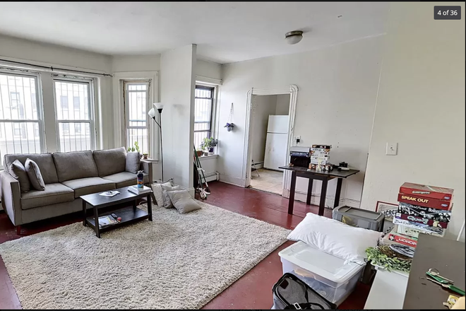 . - Charming 4 bed 2 Bath W/ Washer/Dryer in Apartments Unit.