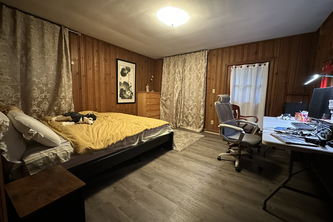 Bedroom3 - Nice single family house walking to Emory campus