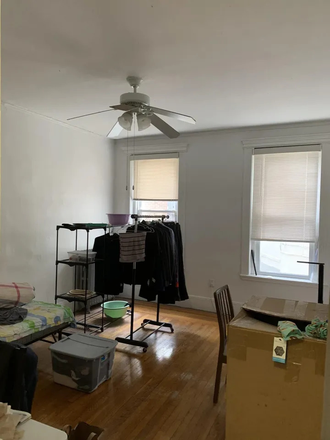 Bedroom - Apartment right next to campus
