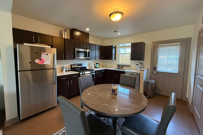 Kitchen - Summer sublet: Fully furnished 2BR thome for PU faculty/staff only-East Merwick Ct-Princeton