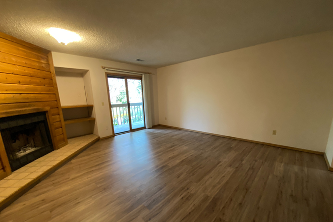 1 - August Preleasing: 2807 Sundown Ln H108