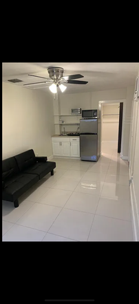  - 5842 SW 59 ST Miami Fl 33143