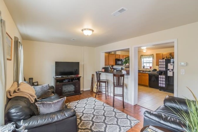 Living Room - Villas at Happy Valley Apartments