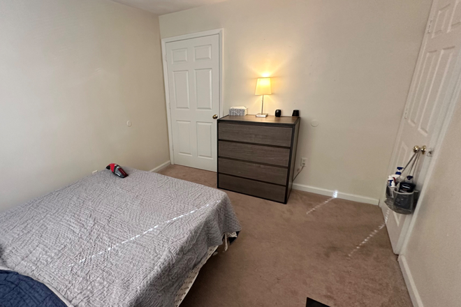 Bedroom - Alight Blacksburg