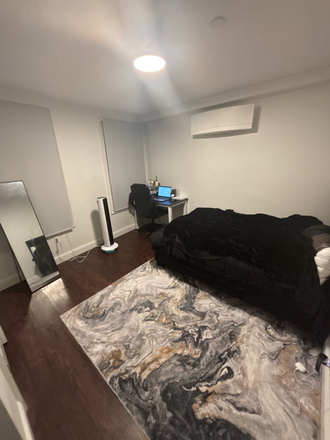 Bedroom - SUBLET/LEASE TAKEOVER - Spring or Summer term sublet in 4B2B apartment ONLY 10 MIN walk from NEU