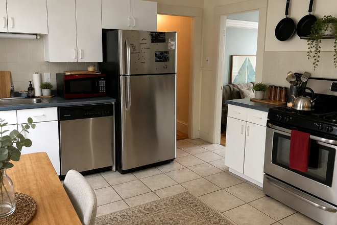 Call NOW for showings! 617-236-8550 - CYPRESS ST - *1/2 FEE* SPRNG HILL DUPLEX 4BR FOR *9/1/2026* W/ 2 PRKNG, IN UNIT W/D, EIK, DW, 2 BATH Apartments