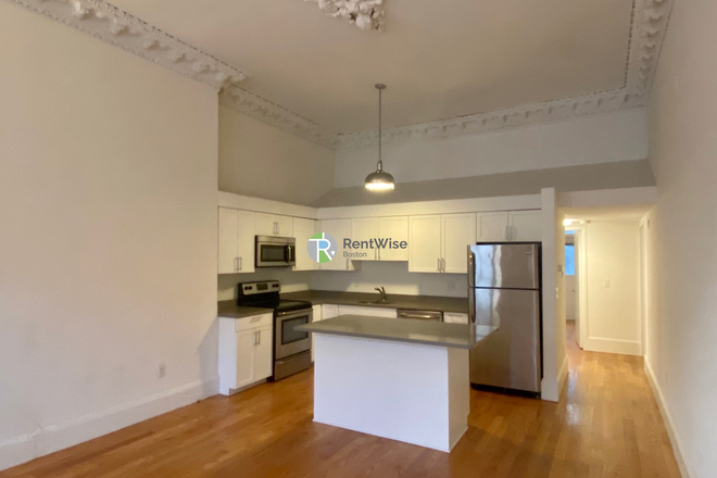 1 - JUNE 2026-Sweet South End 2 bed, H/HW inc! No Broker Fee!