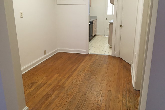 Dining area - Walk to AU! Bright Quiet and Clean Duplex