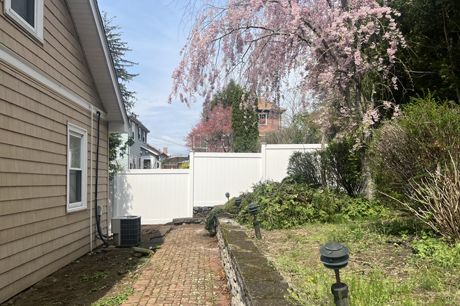 Yard - Spacious Furnished 2-Bedroom Brighton with Yard