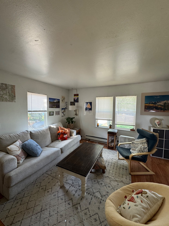 Living room - 330 26th Street