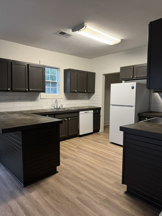 Kitchen - FONDREN house for rent - completely redone - close to Fondren business district and UMMC.