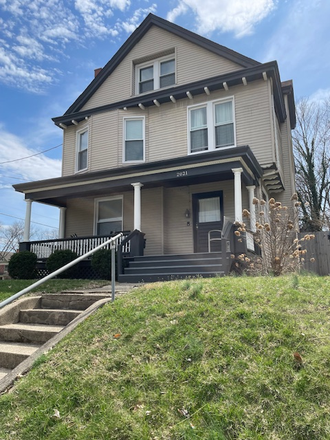 Exterior - 6-bedroom house at Wayland and Regent available 6/1/2026