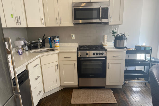 Kitchen - Clearway Street Apartment