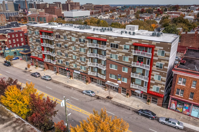 Vine Street Flats Exterior - Vine Street Flats Apartments