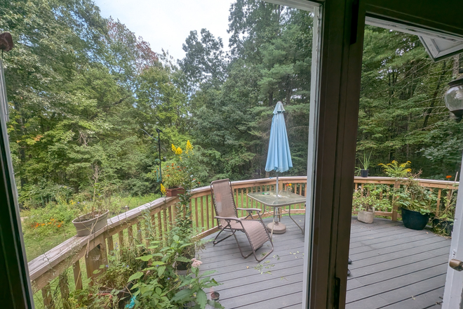 Balcony - Lease Transfer in large house with friendly grad roommates