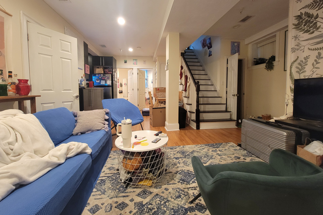 ... - CHARMING 4 BEDS/2 BATHS NEAR BOSTON UNIVERSITY || PARKING FOR RENT || CATS ALLOWED Apartments