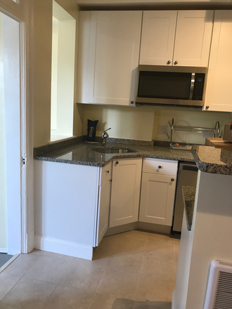 kitchenb 2 - BigRoom Shared Bath 5 Min to Petworth Metro and Bus Parking Shopping ParkView Townhome