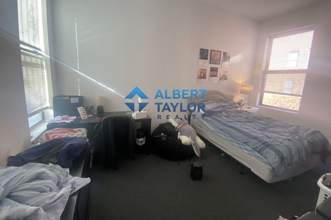 Bedroom #4 - 4 Bedroom on Northampton Street! Heat & Hot Water Included!! Apartments