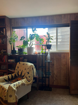 booknook - Cheap Cute Sublease/Lease Available ASAP House
