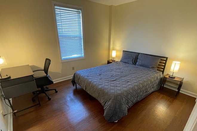 Bedroom 2 - Spacious And Conveniently Located Unit Available For Rent In The Heart Of Nashville Condo