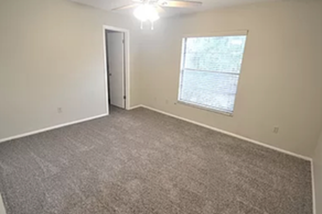 Bedroom - 2220 Mapleton Ct, Winter Park House